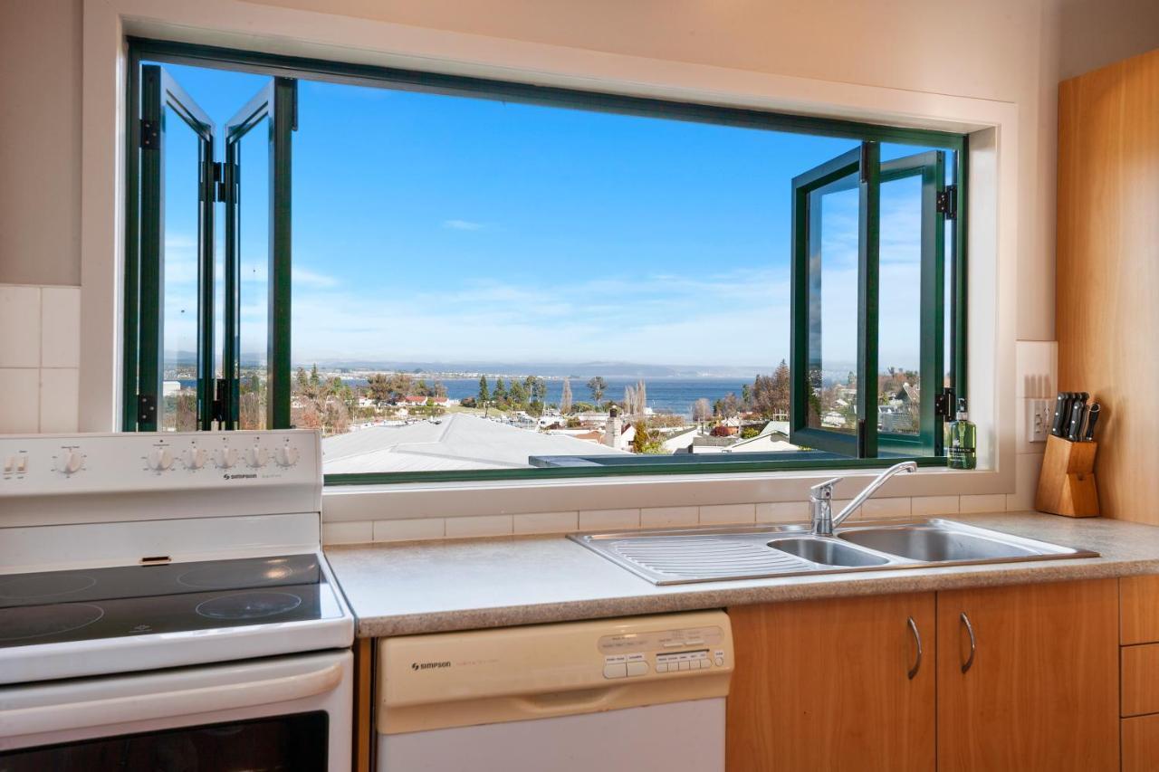 Kaihua Lookout - Taupo Holiday Home Exterior photo